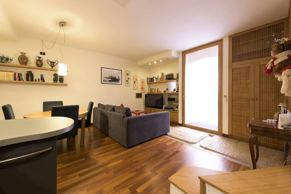 Traditional Apartment In Old City Bari Extérieur photo