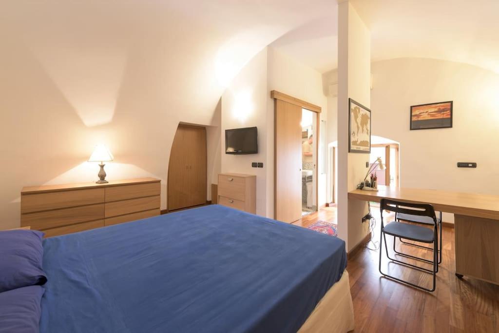 Traditional Apartment In Old City Bari Extérieur photo